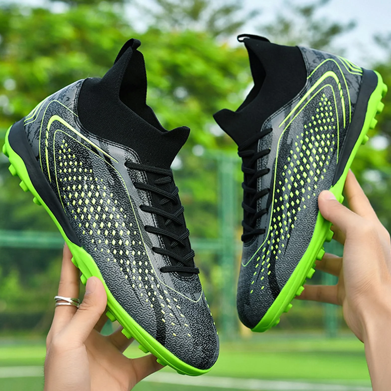 Donbest Botas de Fútbol Niño Zapatos de Fútbol Altos para Césped Artificial Natural e Indoor Zapatillas de Fútbol con Tacos Antideslizantes