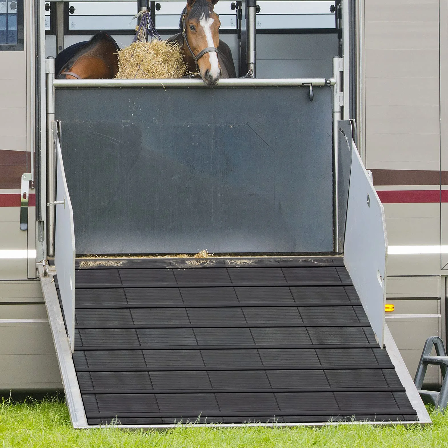 Esterilla antideslizante para rampa de remolque para caballos 155 x 175 cm, alfombrilla de goma