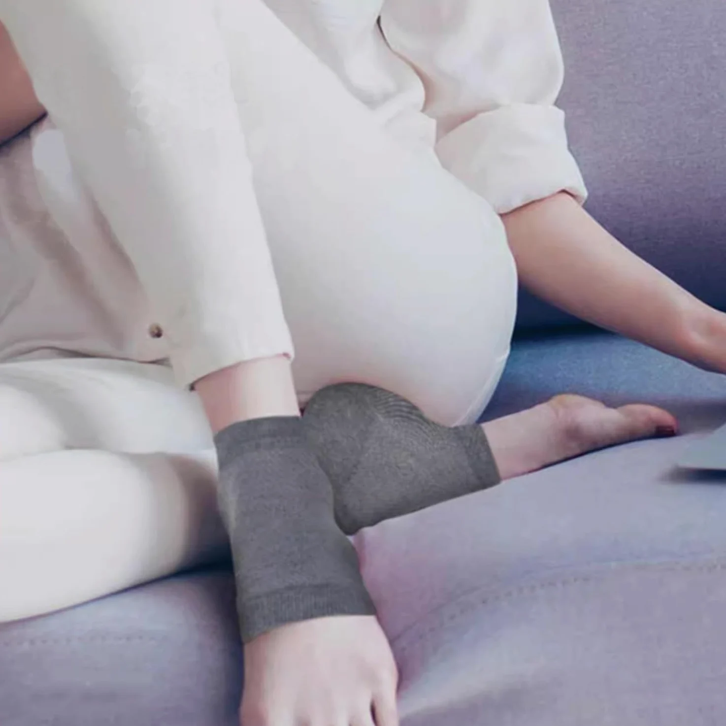 Paquete de 4 calcetines deportivos de silicona para niños con sensibilidad al talón de enfermedades severas, fascitis plantar, espolones de talón, niños 2-7 mujeres 4-8