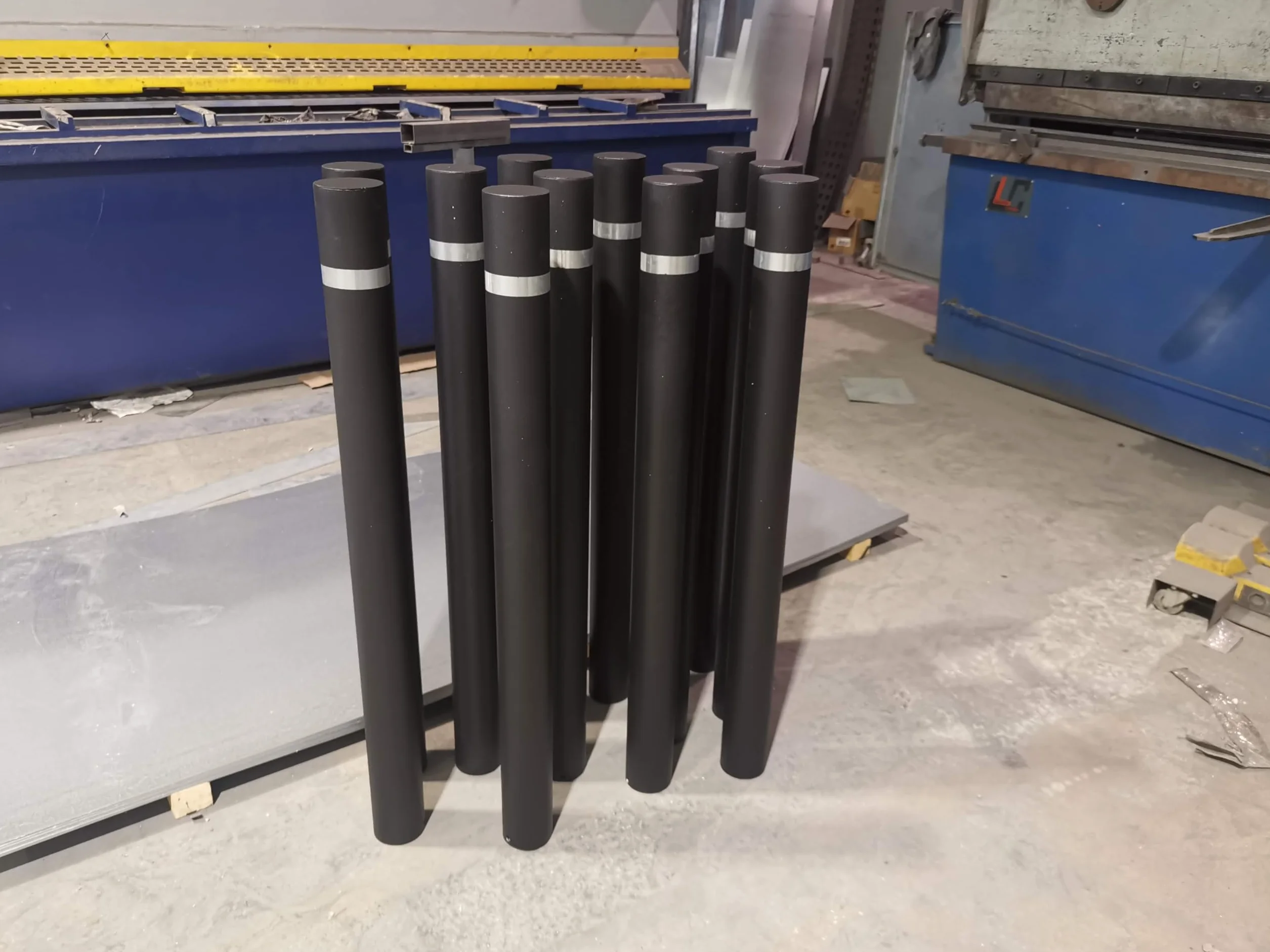 Pilona Fija Barcelona Eco Hierro Galvanizado 80mm x 1000mm Lacado al Horno