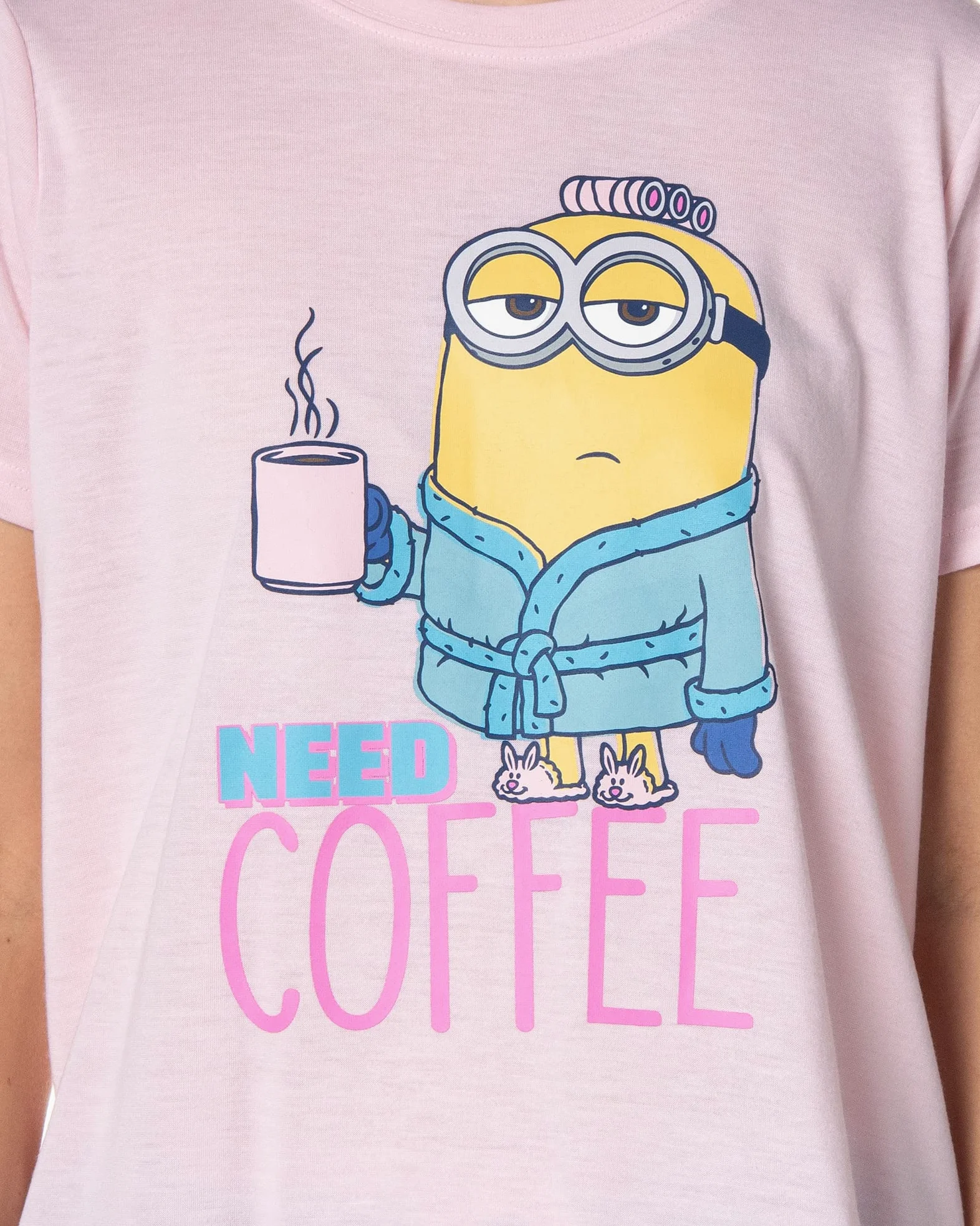 INTIMO Mi villano favorito Minions Need Coffee - Pijama para mujer, diseño de personajes de café