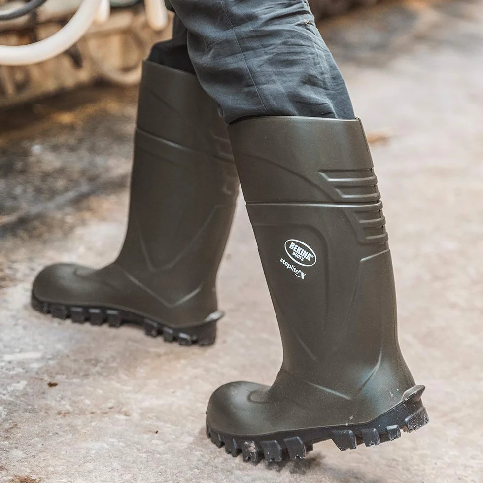 Botas de Seguridad y de Trabajo para Hombres y Mujeres Incl. Puntera y Suela de Acero de Alta Seguridad, para Uso agrícola, garantizan una excelente adherencia, Verde, EU 47
