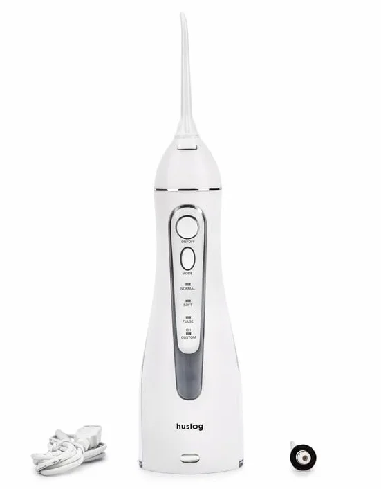 Irrigador Bucal Portátil Inalámbrico IPX7 Impermeable 150ml 4 Modos 2 Boquillas 10-90 PSI Blanco