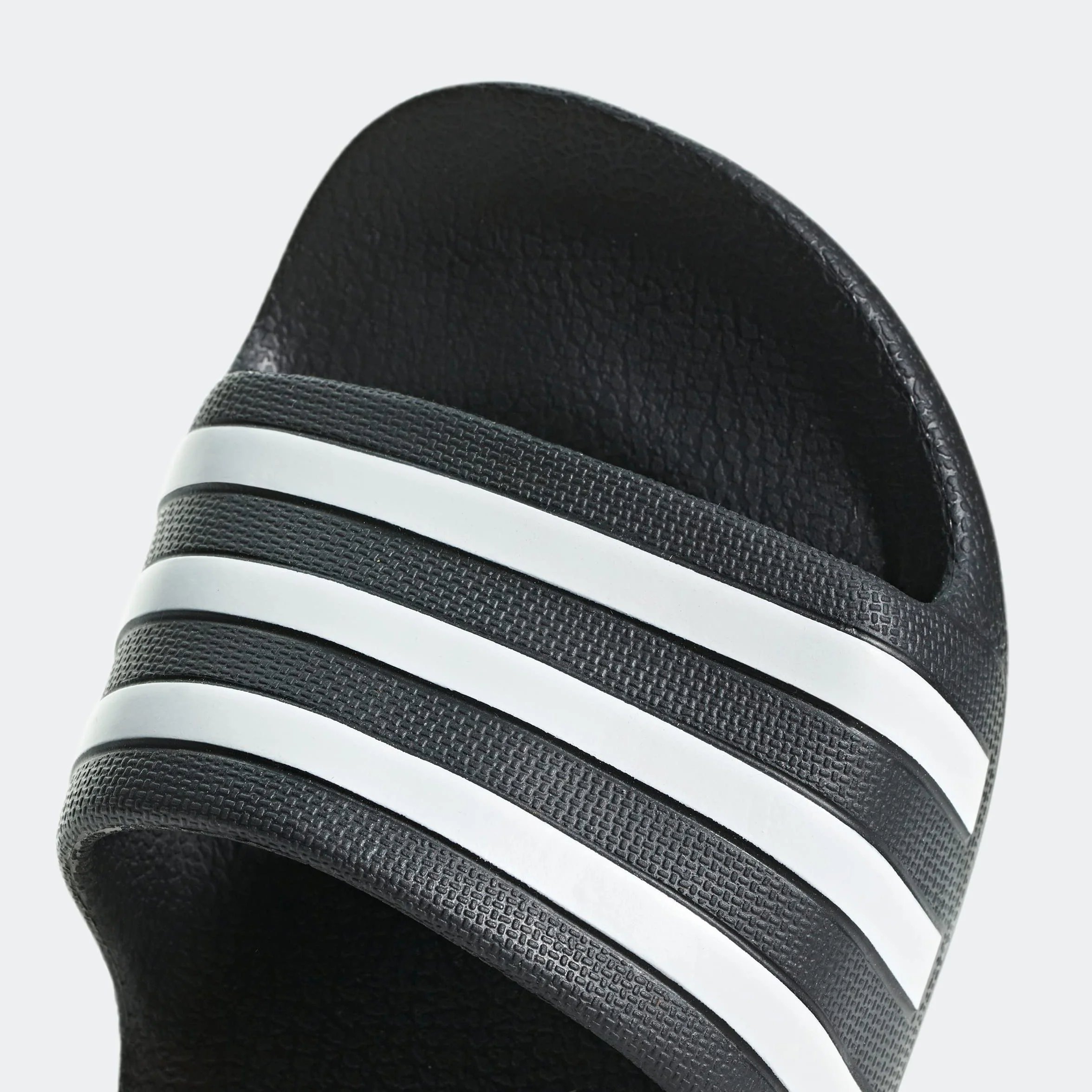 adidas Unisex niños Adilette Aqua Slides Kids, Core Black / Cloud White / Core Black, 37 EU