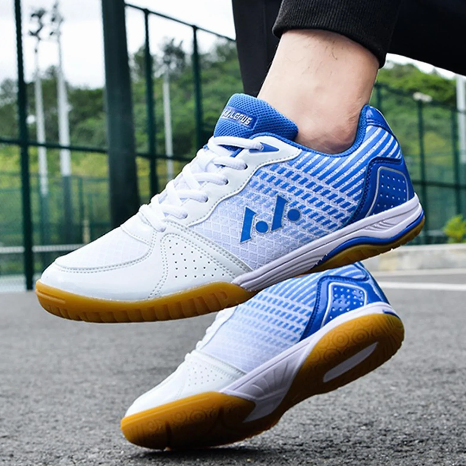 Zapatos de bádminton para hombres y mujeres, ligeros, antideslizantes, con absorción de golpes