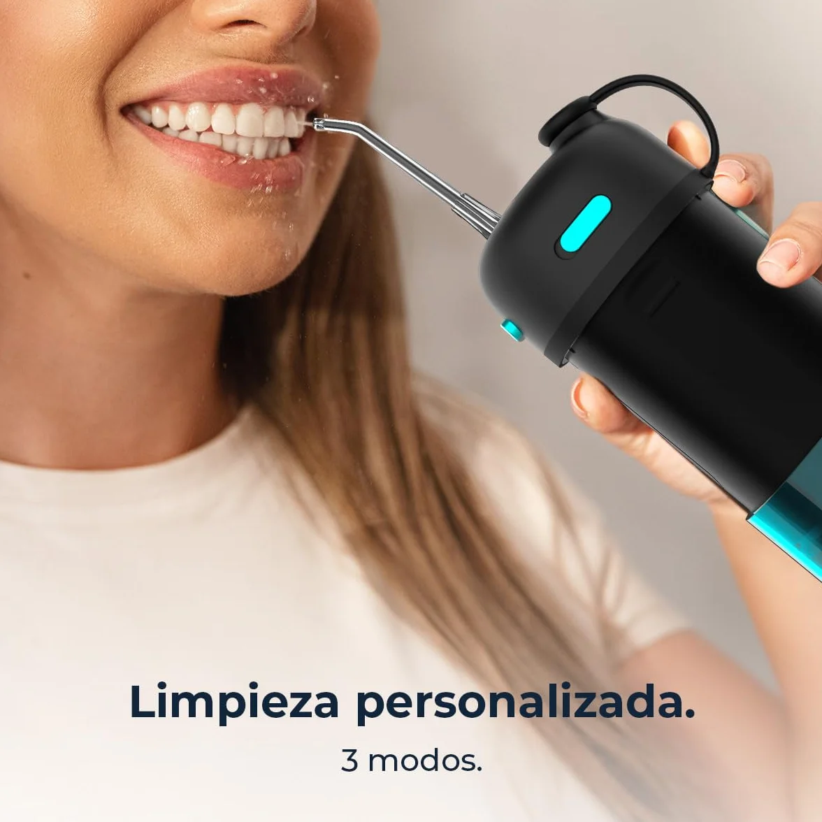 Cecotec Irrigador Dental Portátil Toothcare Jet Splash, 3 Modos 8 Intensidades, 150ml, 2 Boquillas, IPX7 Impermeable
