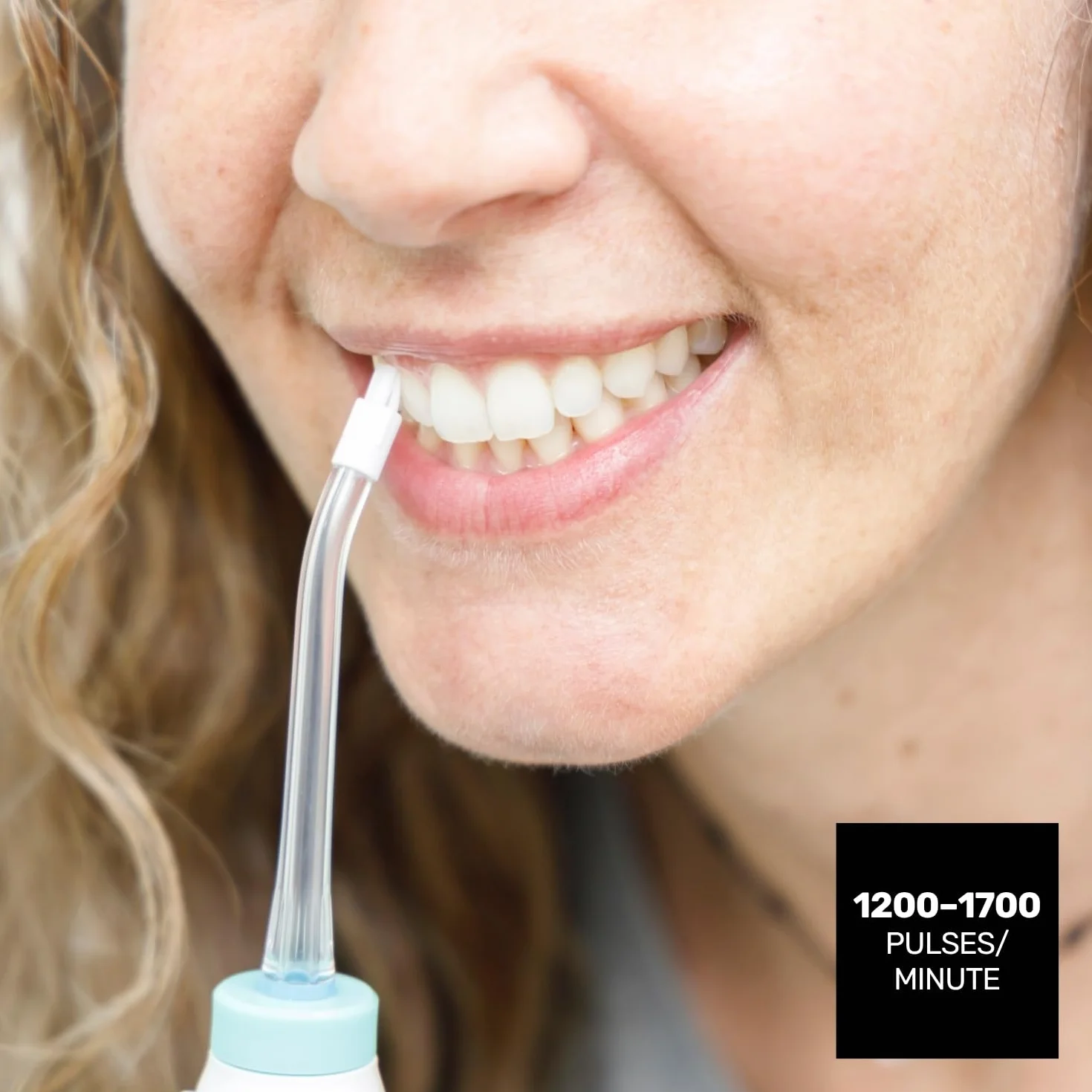 Taurus Irrigador Bucal Hydra Smile 20W 600ml 10 Presiones 3 Modos 7 Boquillas 1200-1700 Pulsos/min Control Táctil Auto Off