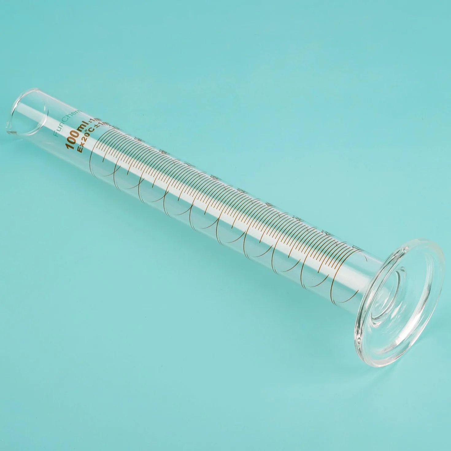 Probeta graduada de vidrio de borosilicato 100 ml con boquilla