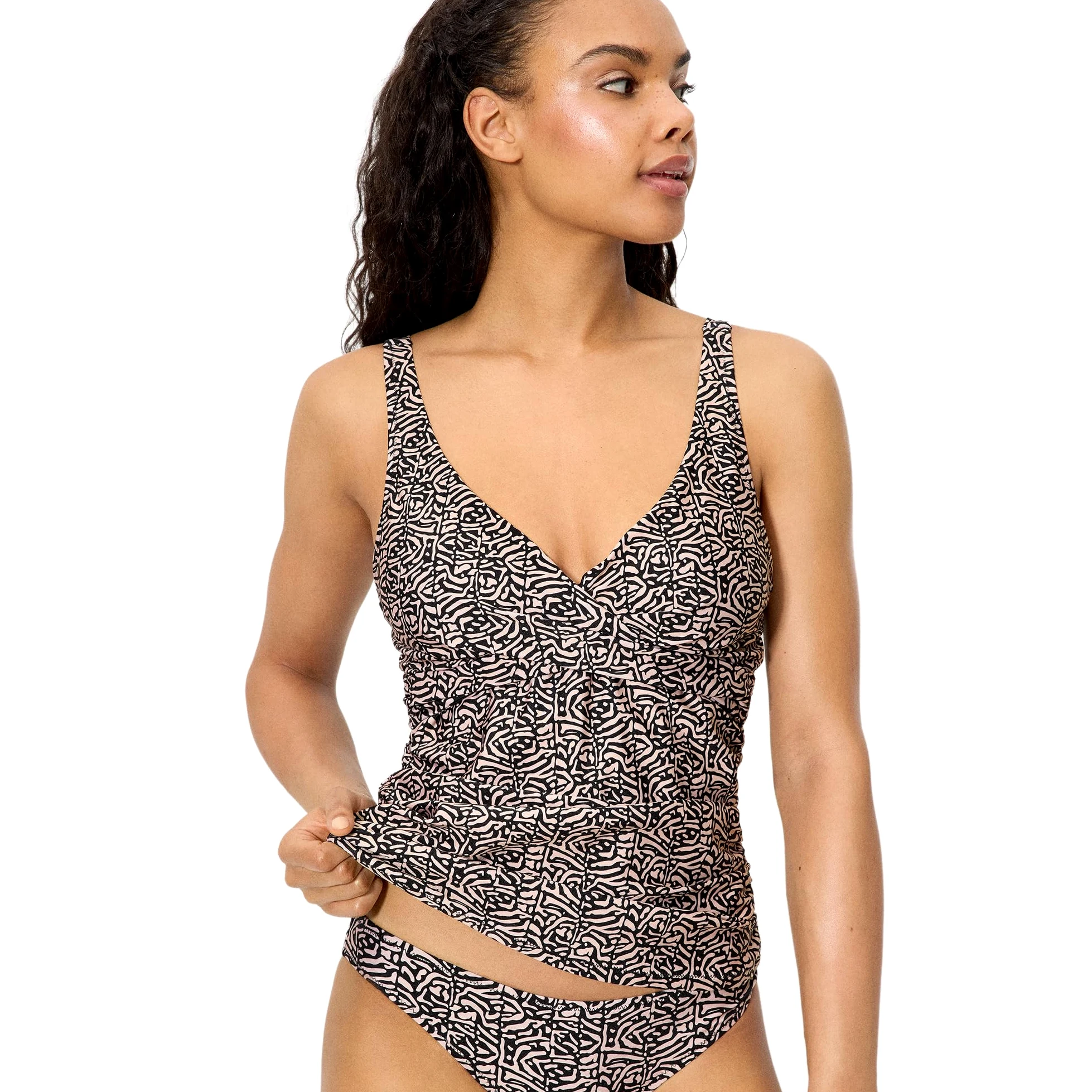 YSABEL MORA. Top Tankini Reductor Estampado con Brillo Copa C. Sin Aro con Copas De Relleno Extraíble. Tirantes con Opción De Dos Posiciones. Acabado Brillante. Colección Coast.