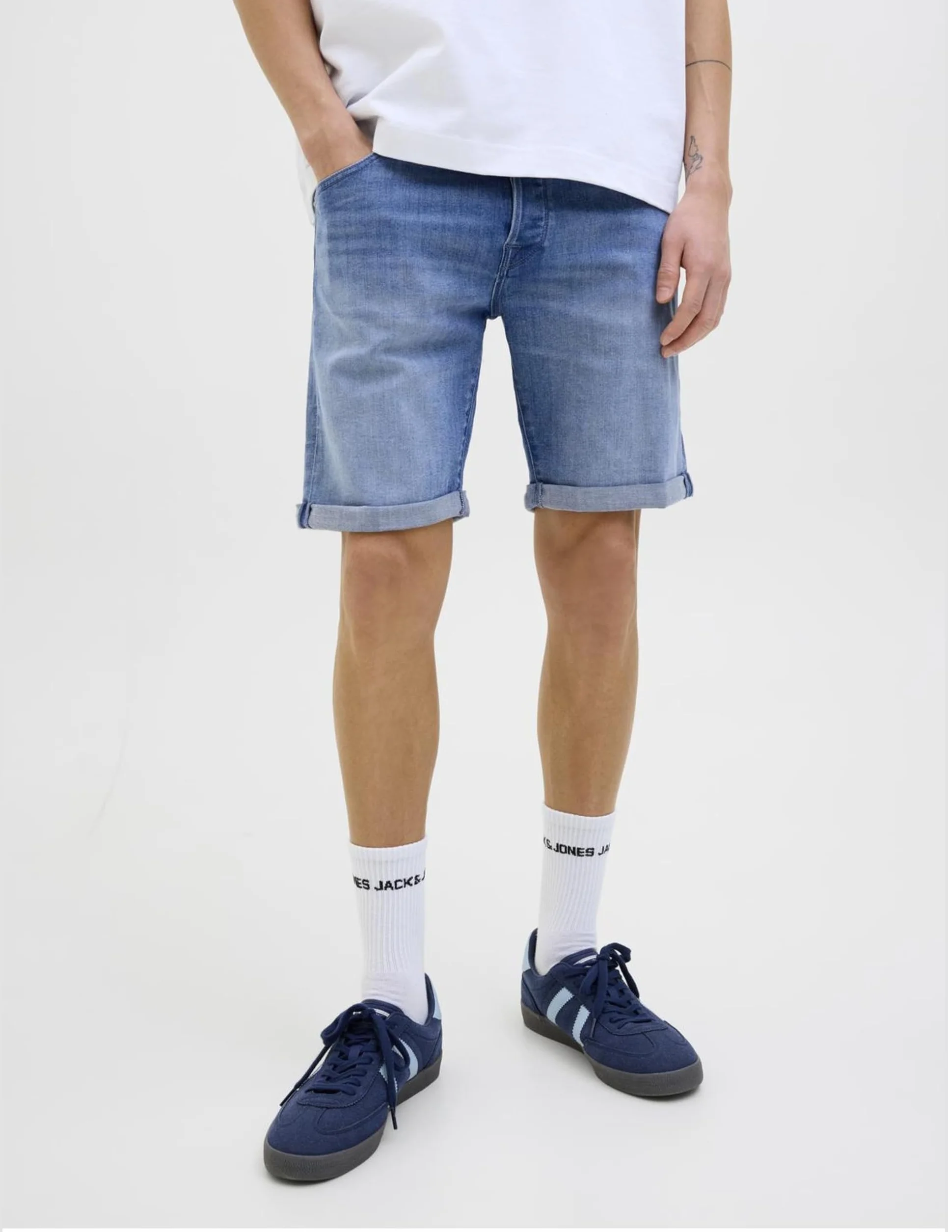 JACK & JONES Pantalones Cortos Hombre Ajuste Regular Bolsillo Botonadura 5 Bolsillos
