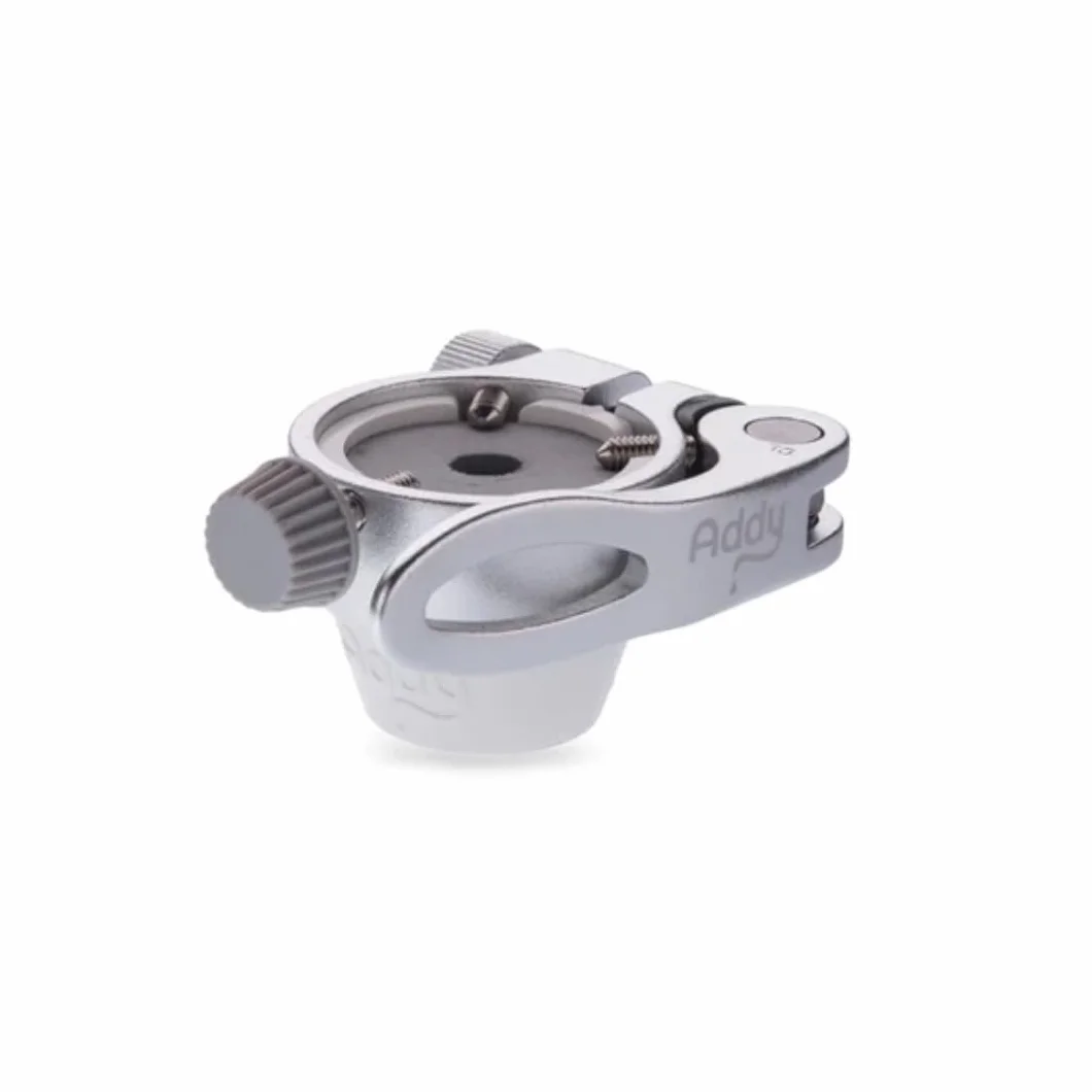 Adaptador de grifo universal rápido de viaje Water Powered italiano