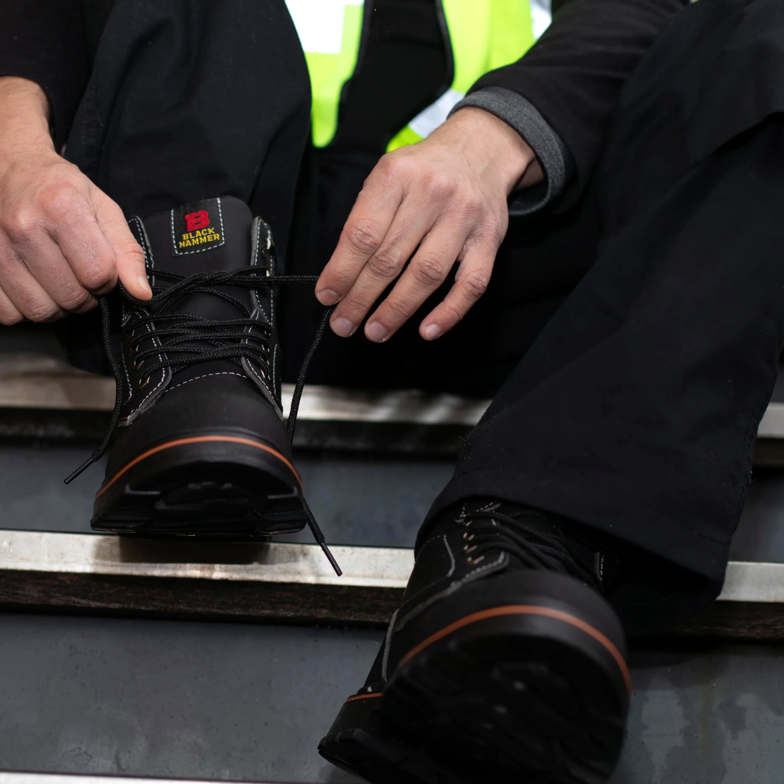 BLACK HAMMER Botas de trabajo de seguridad para hombre puntera y entresuela de acero, resistentes al agua, perfectas para almacenes y trabajos cotidianos, con suela de goma 2600 S3 SRC
