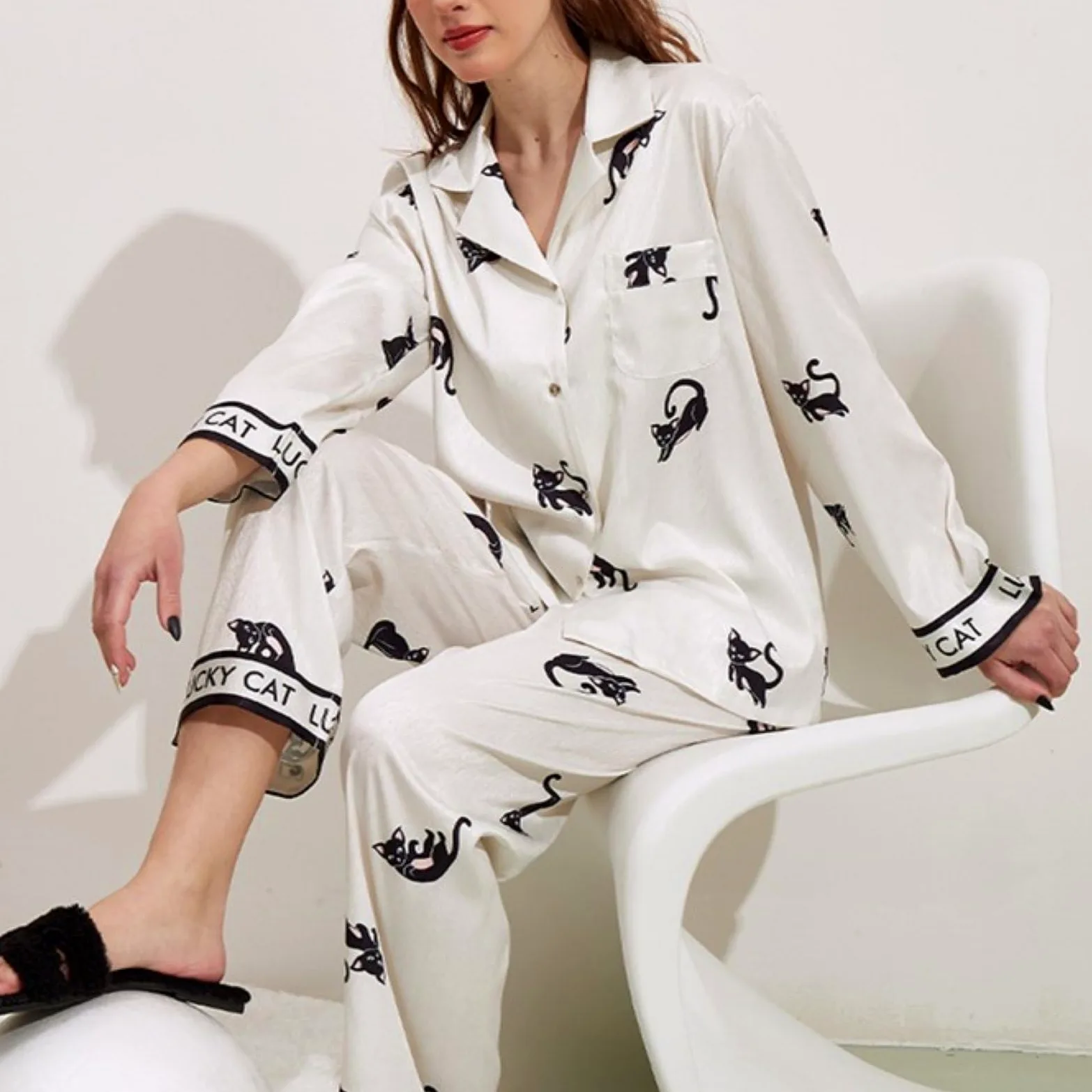 Conjunto de Pijama de 2 Piezas con Estampado Animal para Mujer, de Seda Suave, con Camisa y Pantalones de Manga Larga con Botones, Ropa de casa