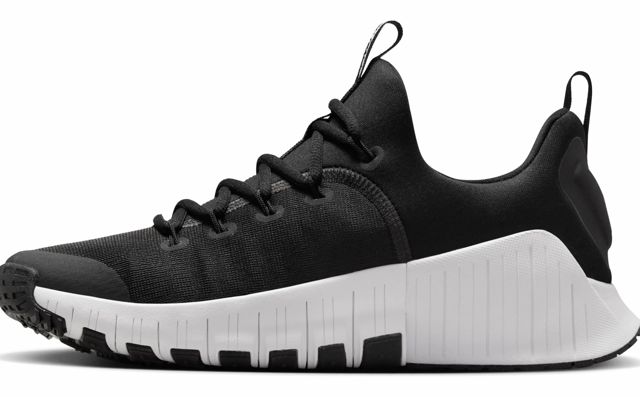 NIKE Women's Free Metcon 6Sneaker
