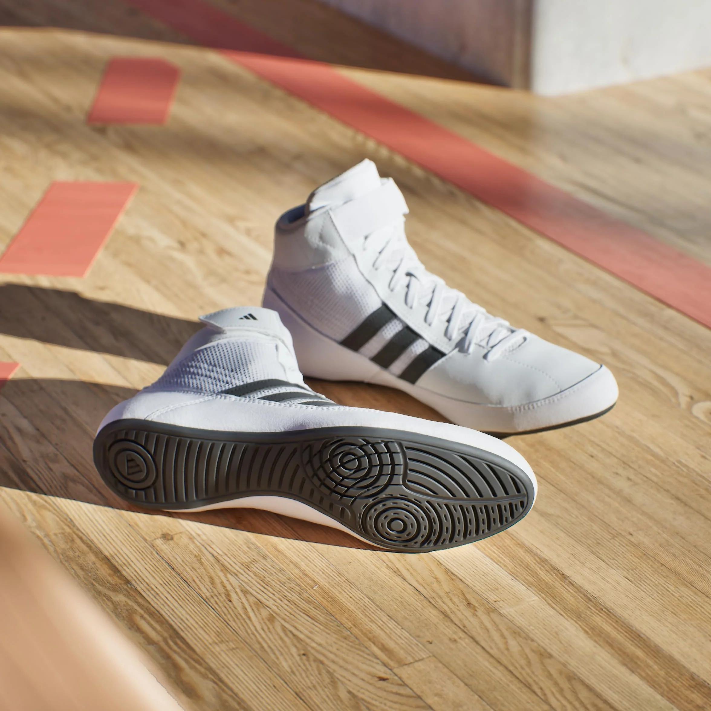 adidas Men's Zapatilla HVC
