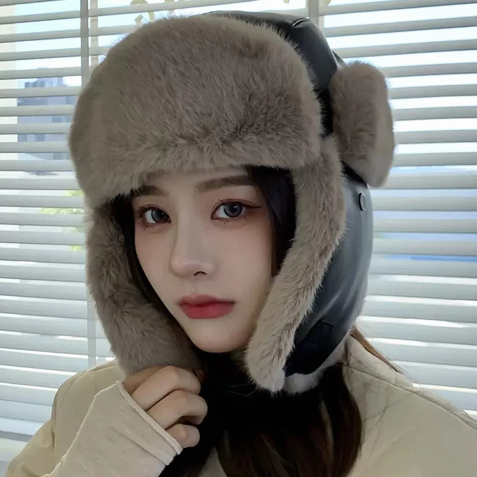 GIBZ Gorro de Aviador para Mujere Invierno Sombrero de Trampero con Orejeras Gorro Ruso de Piel