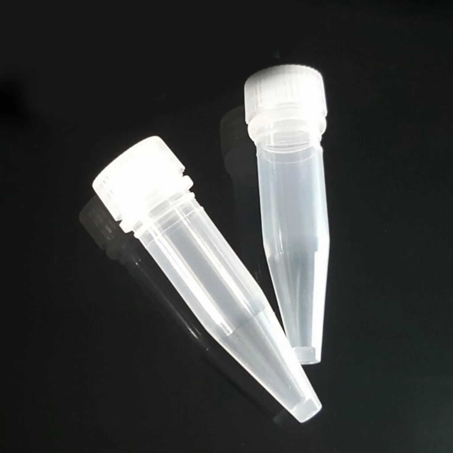 Tubos Criogénicos de Plástico Transparente 1,5 ml con Tapón de Rosca - Paquete 50 para Almacenamiento de Muestras de Laboratorio