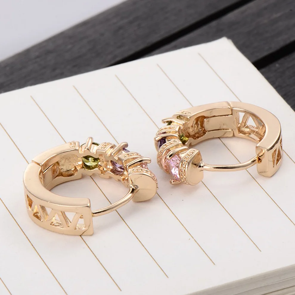 YAZILIND 18K joyeria plateada oro colorido cristal Cubic Zirconia bola embutido redondo pendiente llenada de diseno claro senoras mujeres moda aretes para ninas