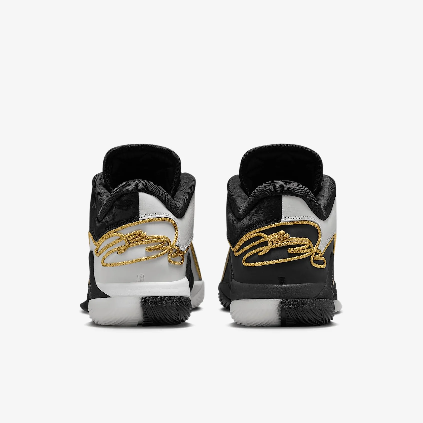 NIKE Lebron Xxii SneakerHombre