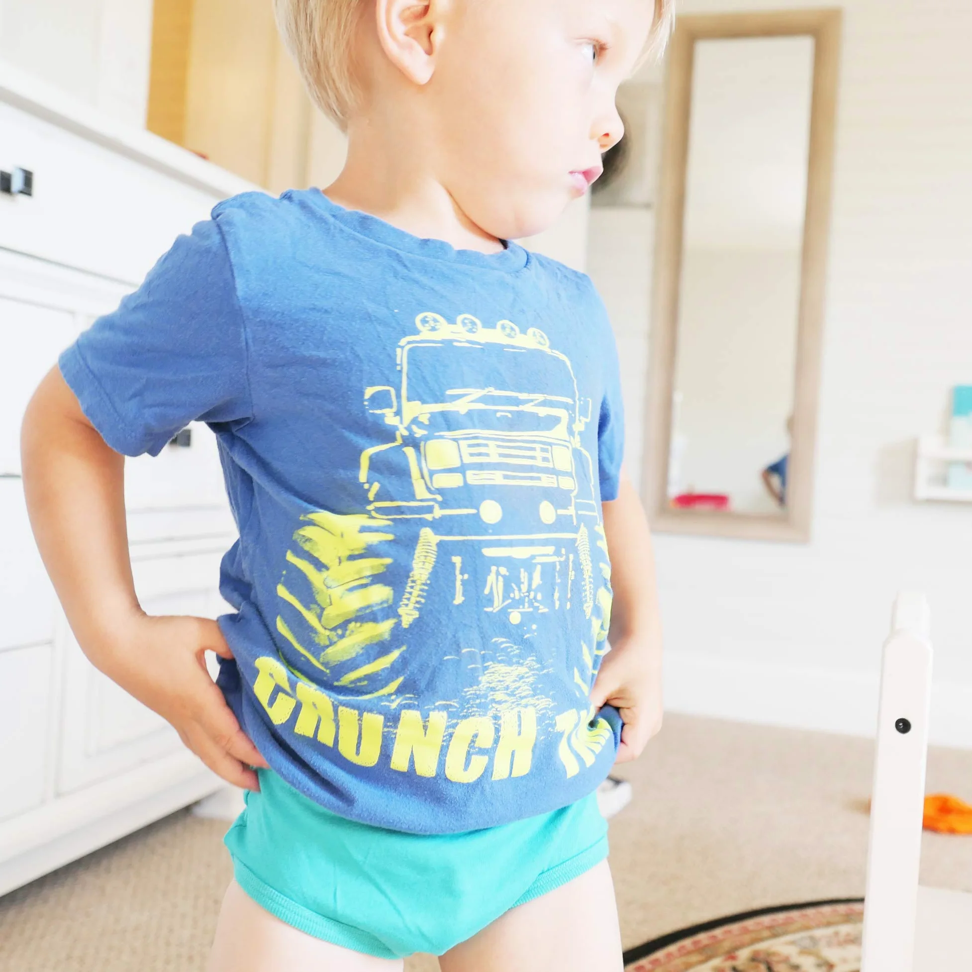 Tiny Undies ROOMIER - Ropa interior pequeña de algodón, unisex, para bebés y niños pequeños, comunicación de eliminación o entrenamiento para ir al baño, paquete de 3 (4T Bear/Learn)