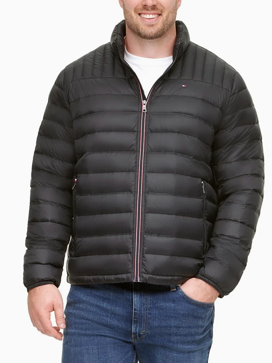 Tommy Hilfiger Chaqueta acolchada, compacta, ultra suave, abrigo de algodón alternativo, para hombre, Negro Con Escudo, L alto