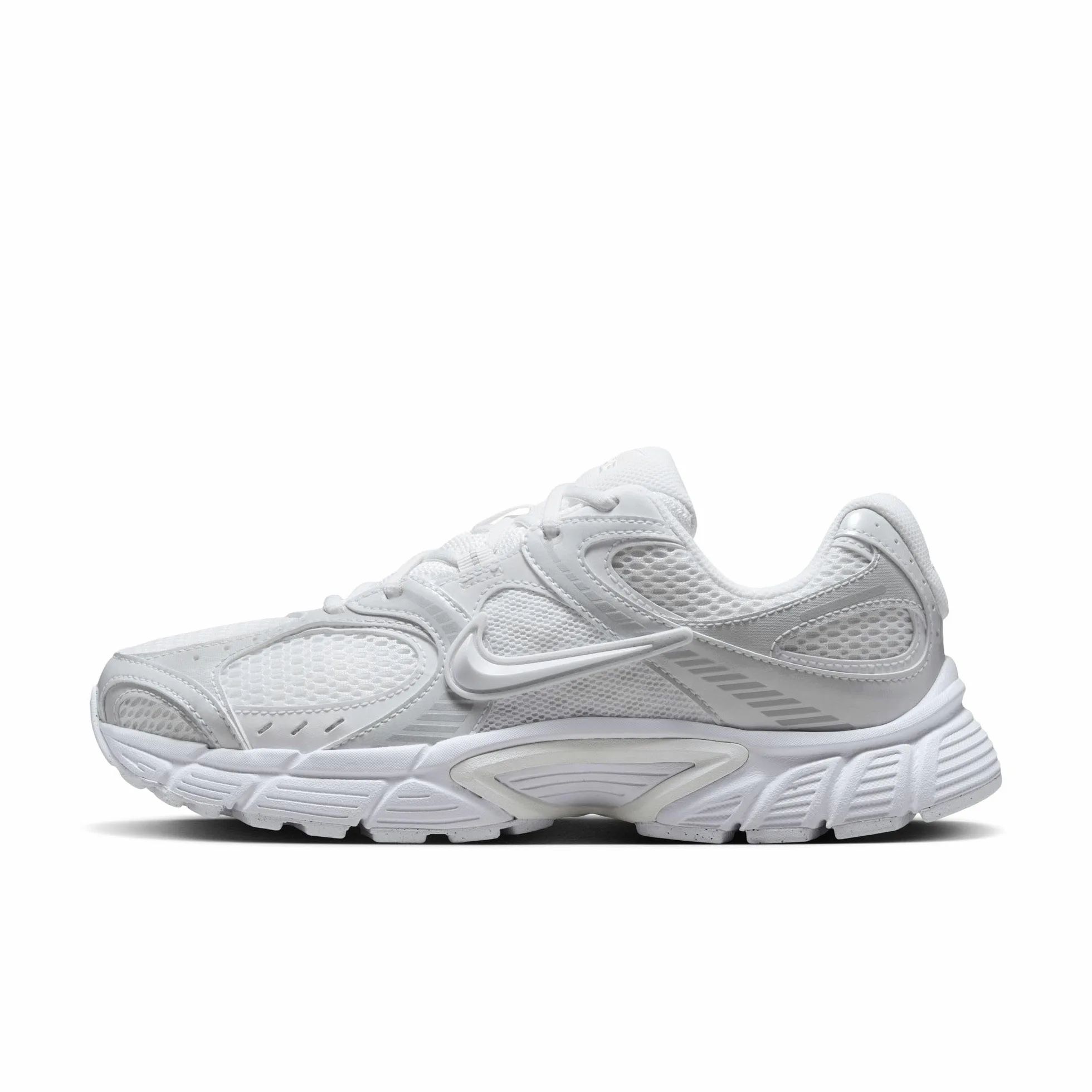 NIKE Women's V5 RNR Women s ShoesRunning Shoes