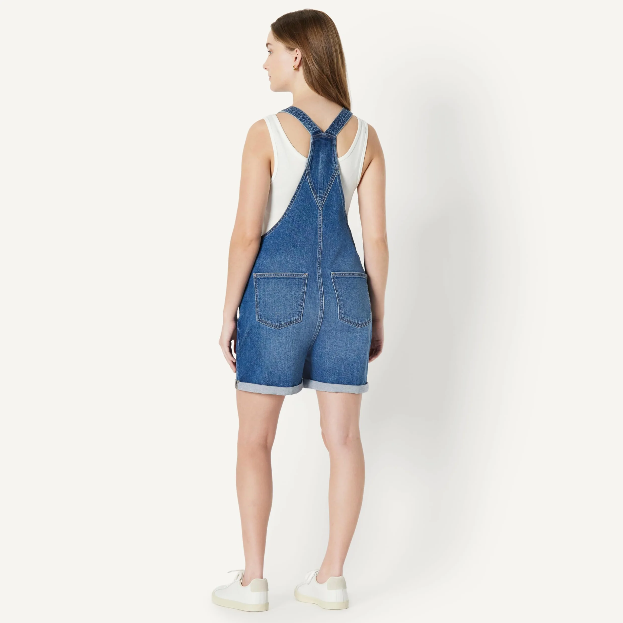 Amazon Essentials Peto Corto Vaquero de Corte Holgado y Elasticidad Media con Tirantes Ajustables Mujer
