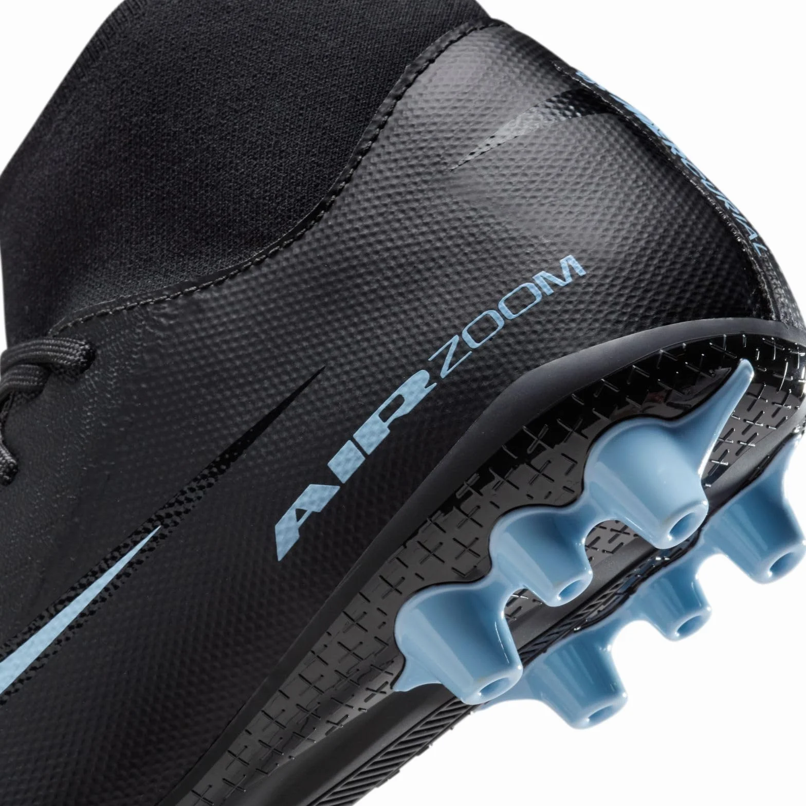 NIKE Mercurial Superfly 10 Academy Sneaker
