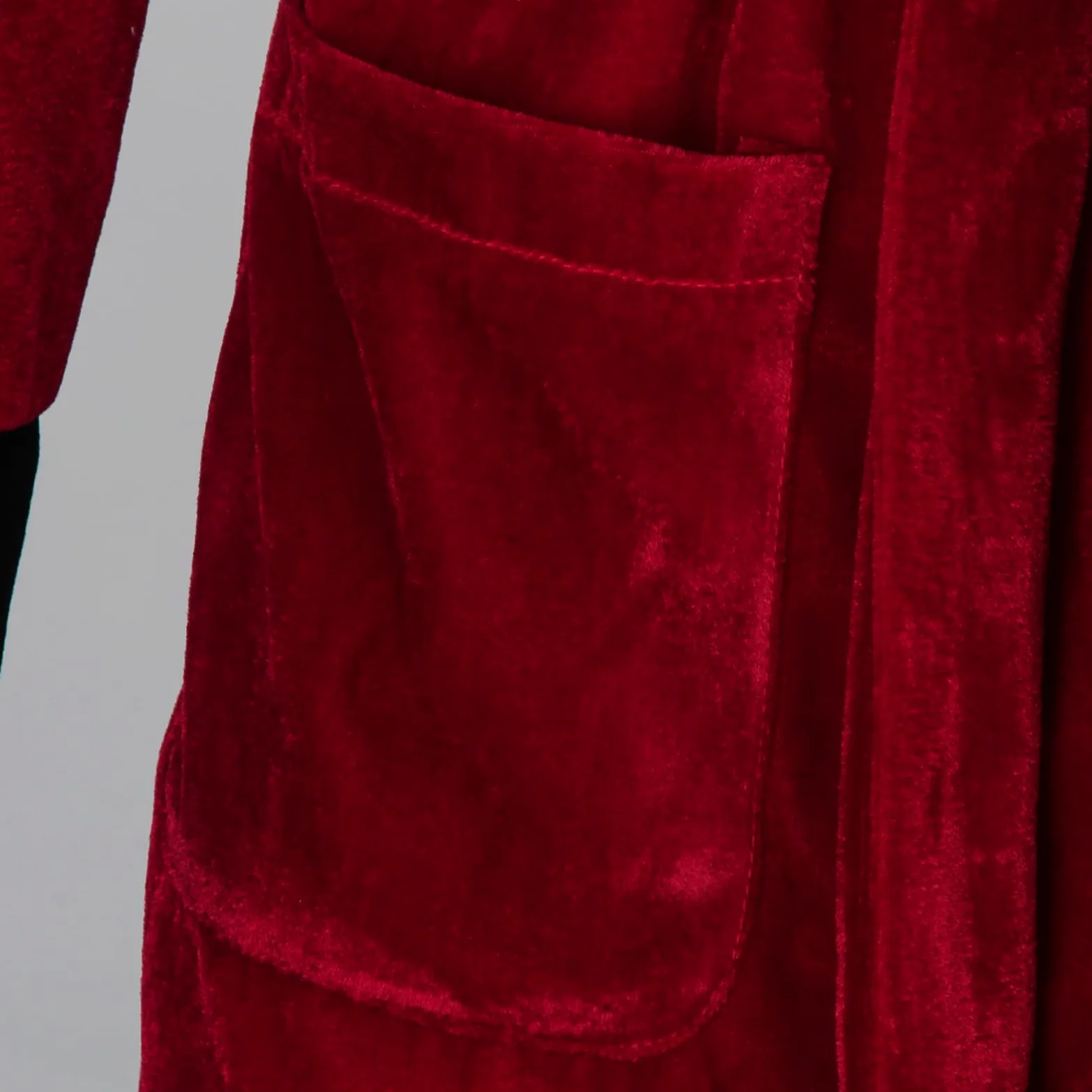 Hefner - Pijama de terciopelo rojo para hombre, con cinturón, sombrero de capitán, accesorios de pipa falsa, disfraz de Halloween