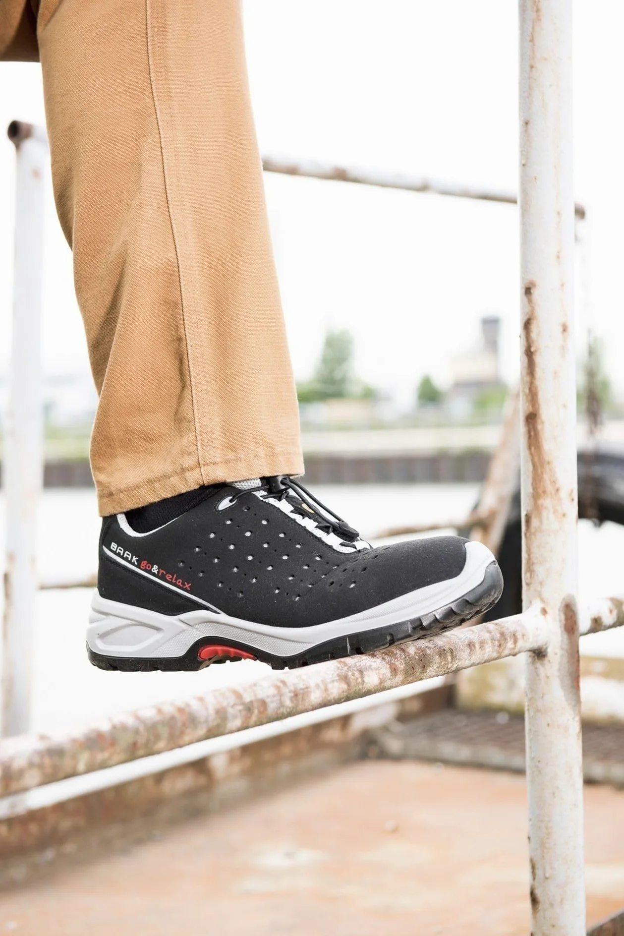 BAAK Henk 7007 - Zapatillas de seguridad (talla 45, microfibra), color negro y gris
