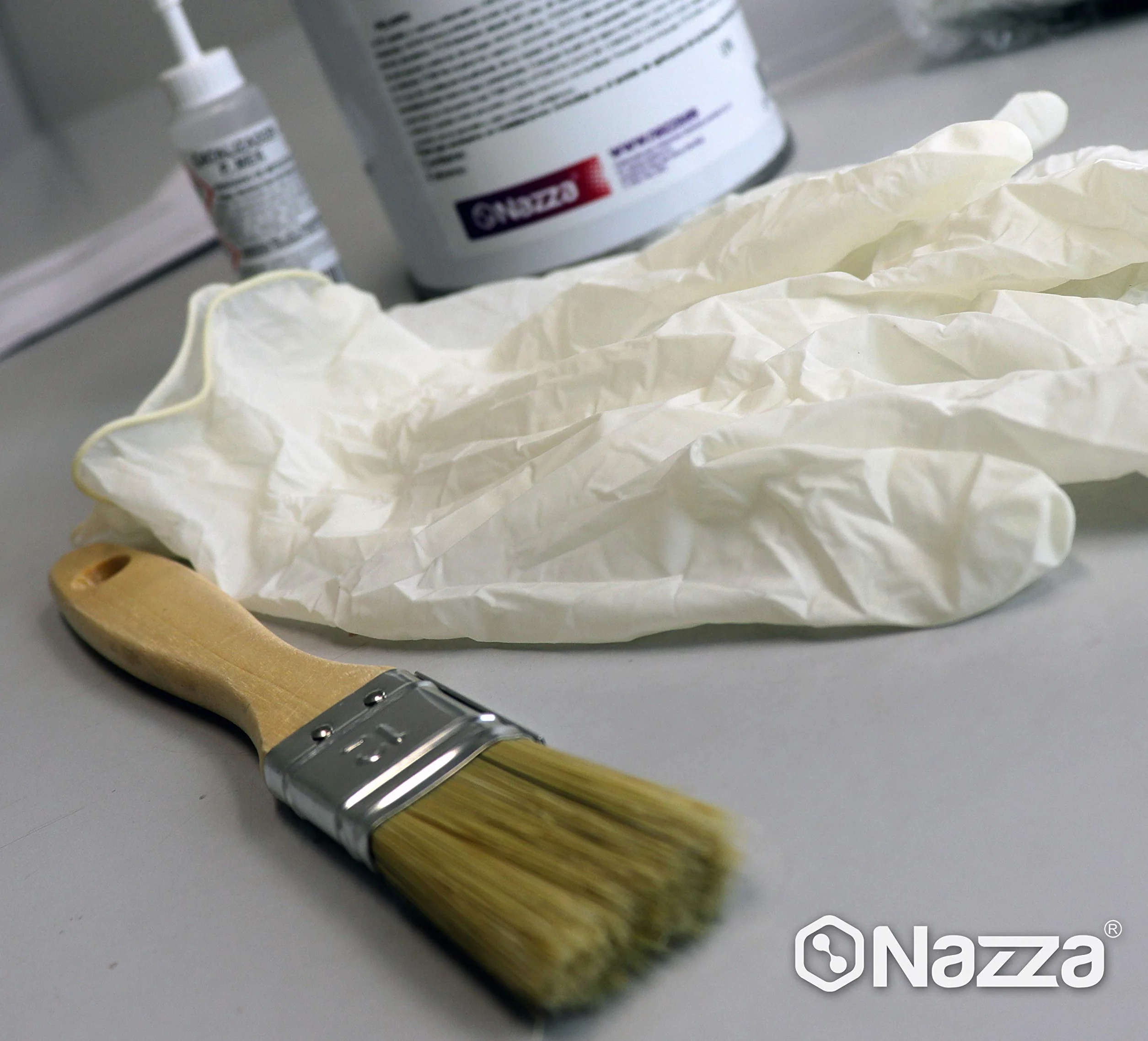 Kit de Resina de Poliéster 1 kg + Fibra de Vidrio Nazza Incluye Resina Peróxido de MEK Guantes Paletina Instrucciones Vaso