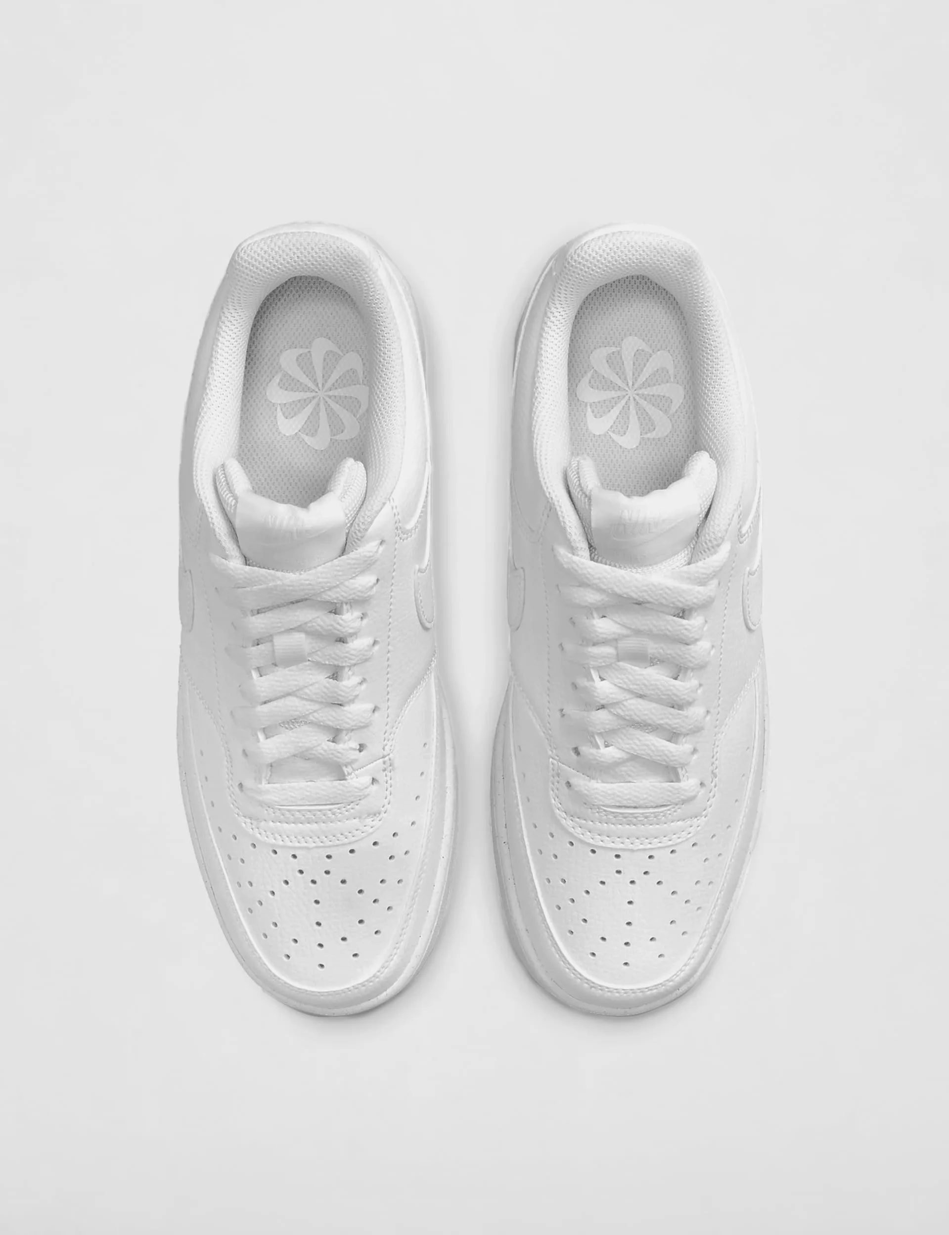 NIKE Court Vision Low Next Nat SneakerMujer