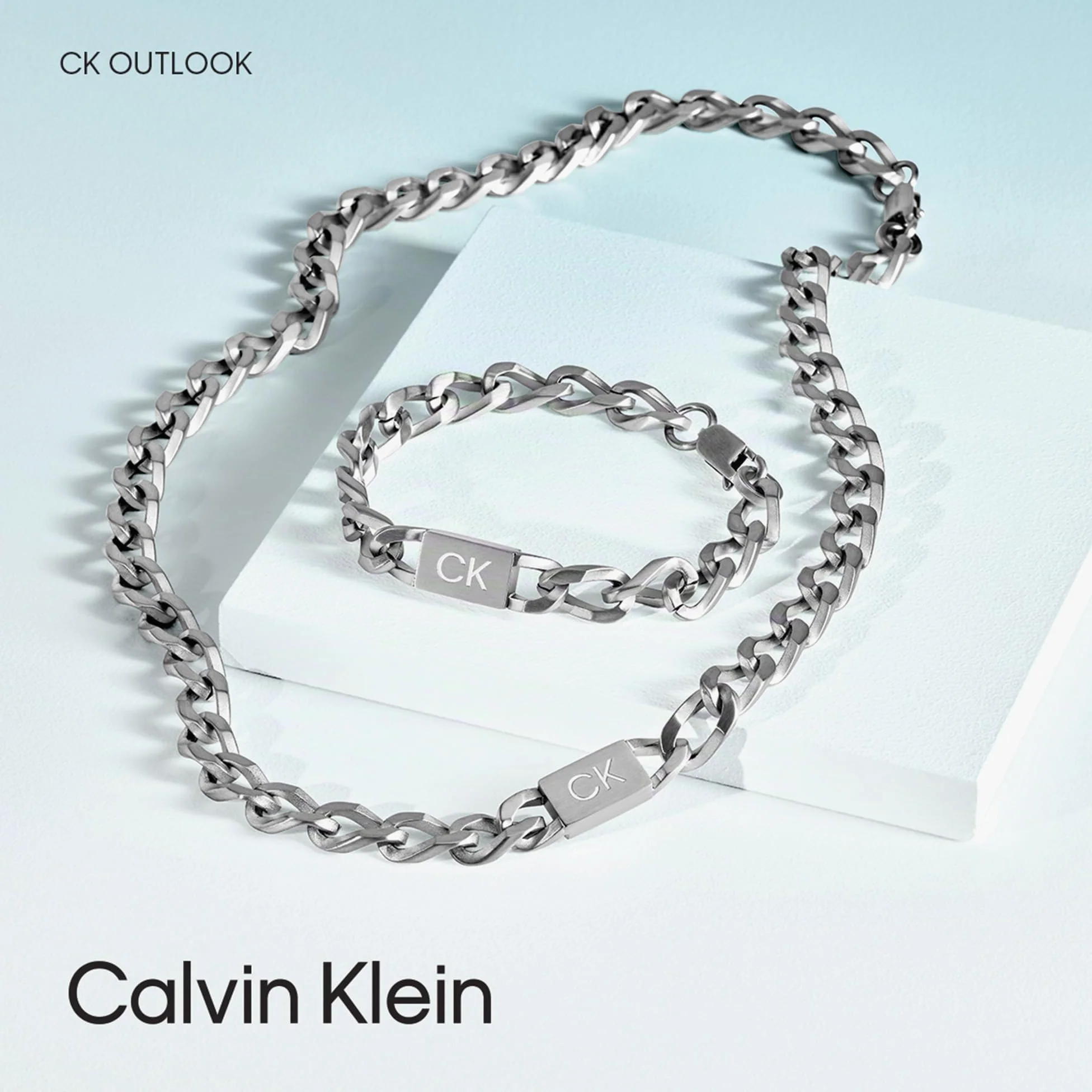 Calvin Klein Collares de cadena Outlook Collection para hombre en acero inoxidable