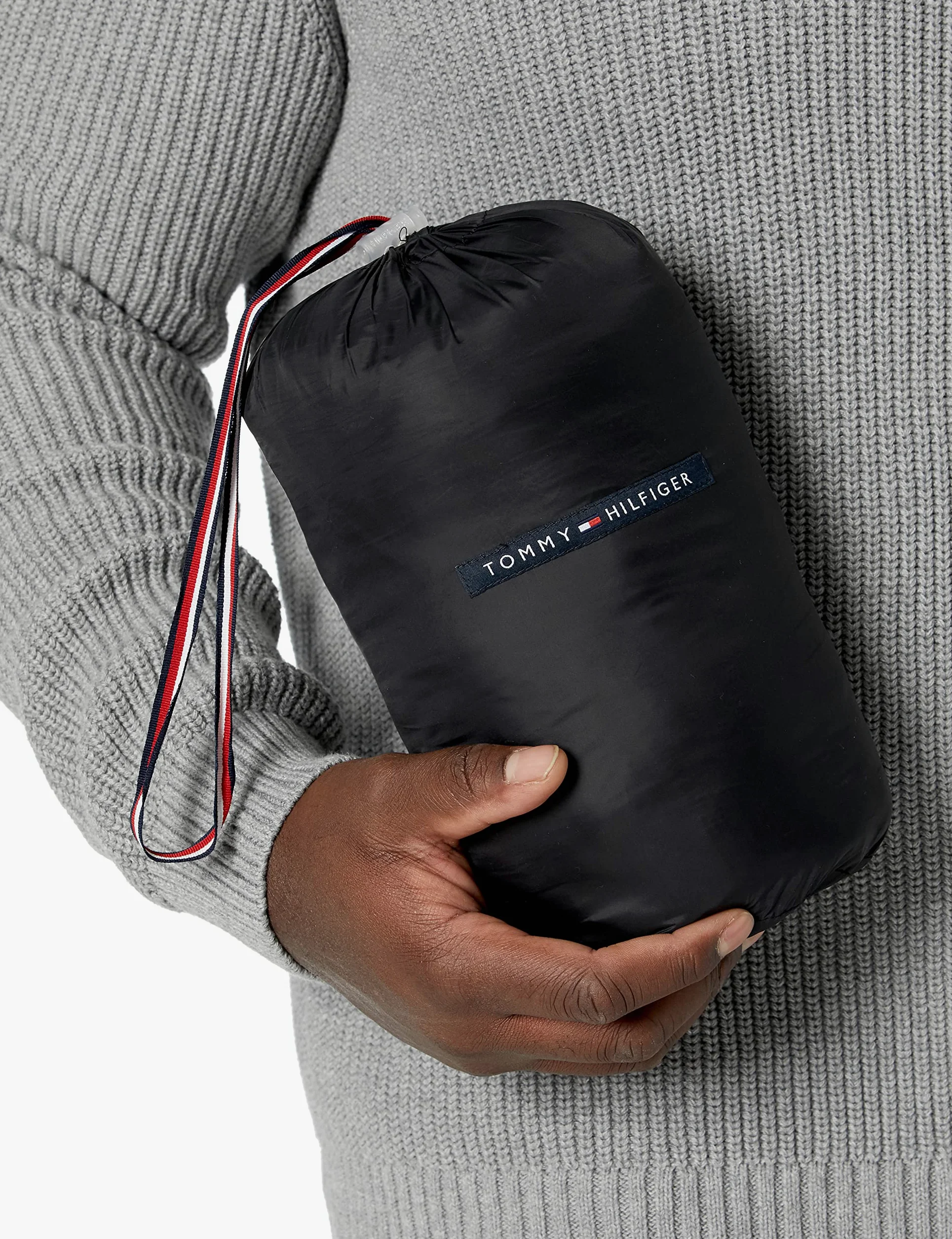 Tommy Hilfiger Chaqueta acolchada, compacta, ultra suave, abrigo de algodón alternativo, para hombre, Negro Con Escudo, L alto