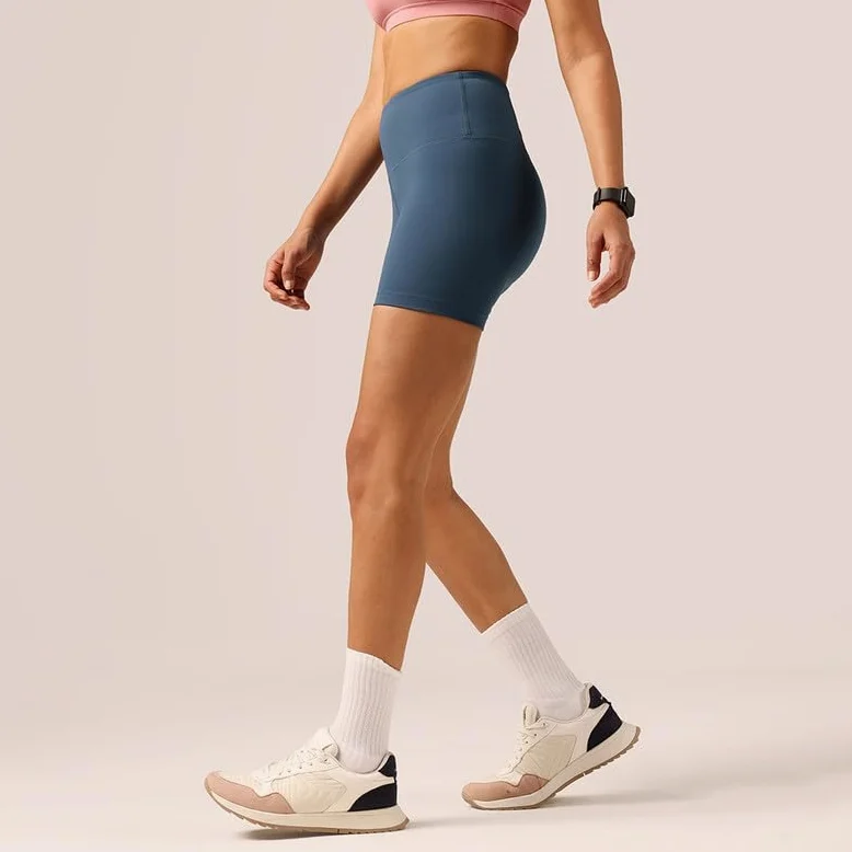 BlissClub Ultimate Shorties Lite - Pantalones cortos de gimnasio para mujer, entrenamiento, pantalones cortos deportivos, pantalones cortos de natación y faja moldeadora para abdomen, cintura alta y
