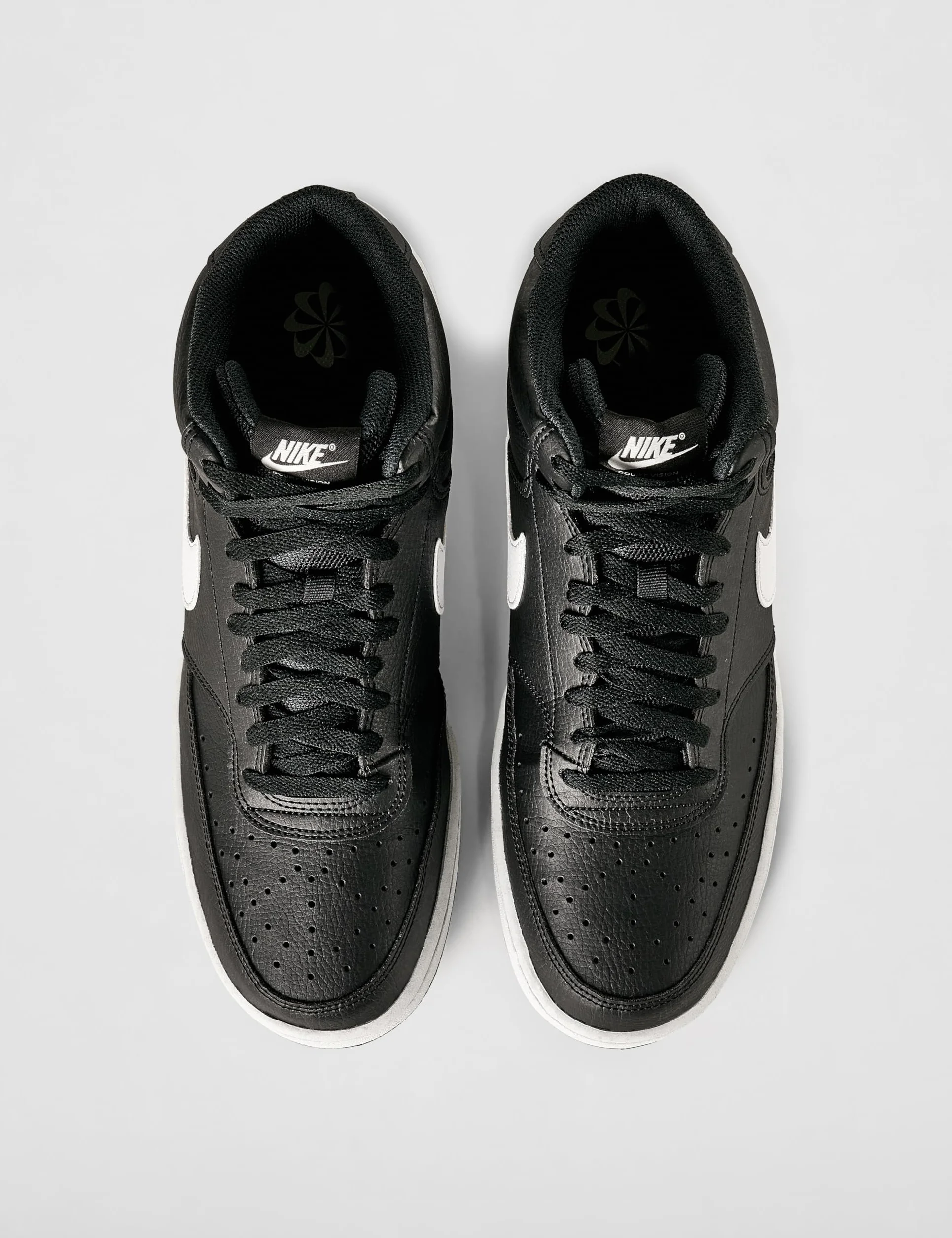NIKE Men's Court Vision Mid NnSneaker