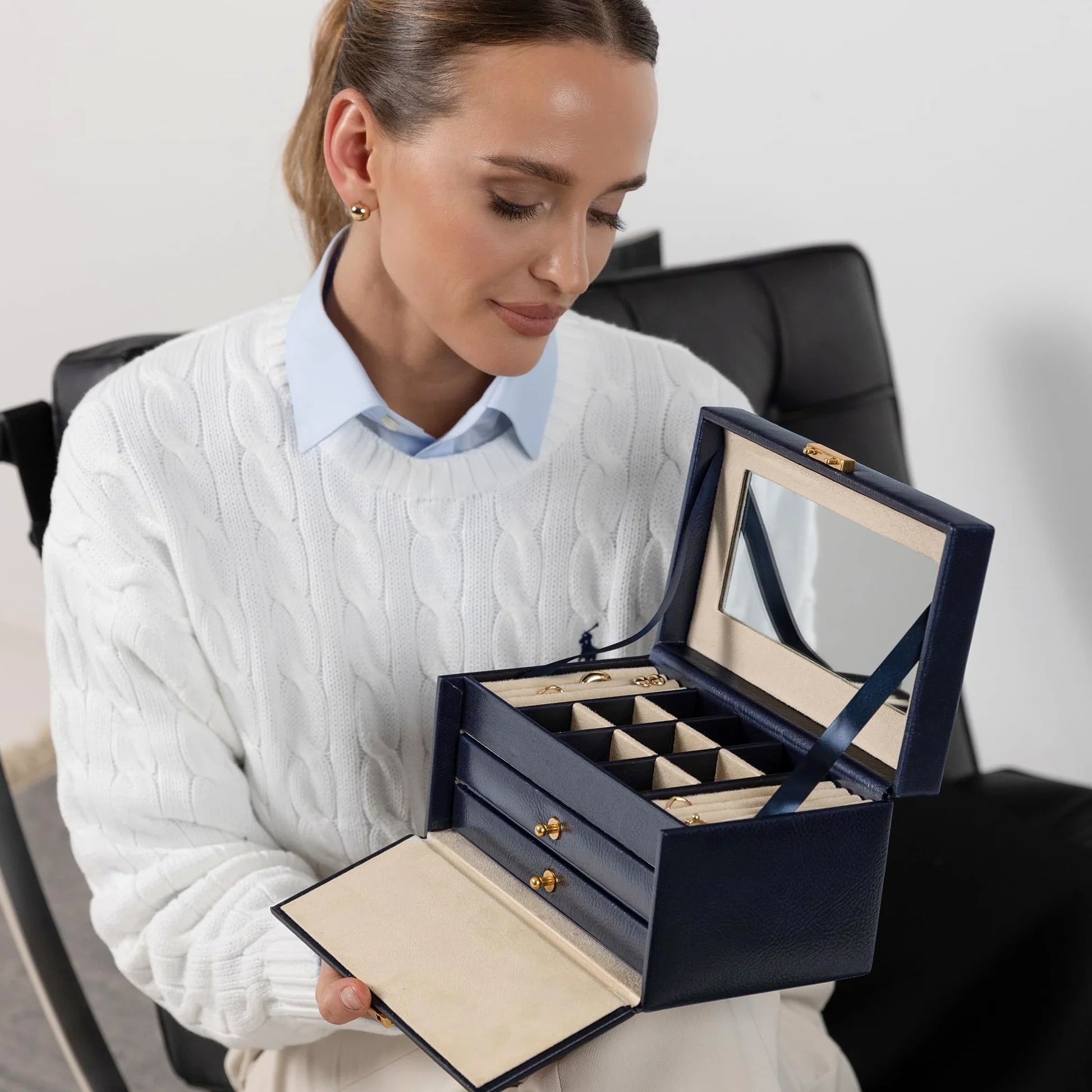Time Resistance Joyero de Cuero para Mujer y Hombre - Organizador de Joyería Ideal para Pendientes, Collares y Anillos - Hecho a Mano en Italia con Cuero Auténtico de Vachetta