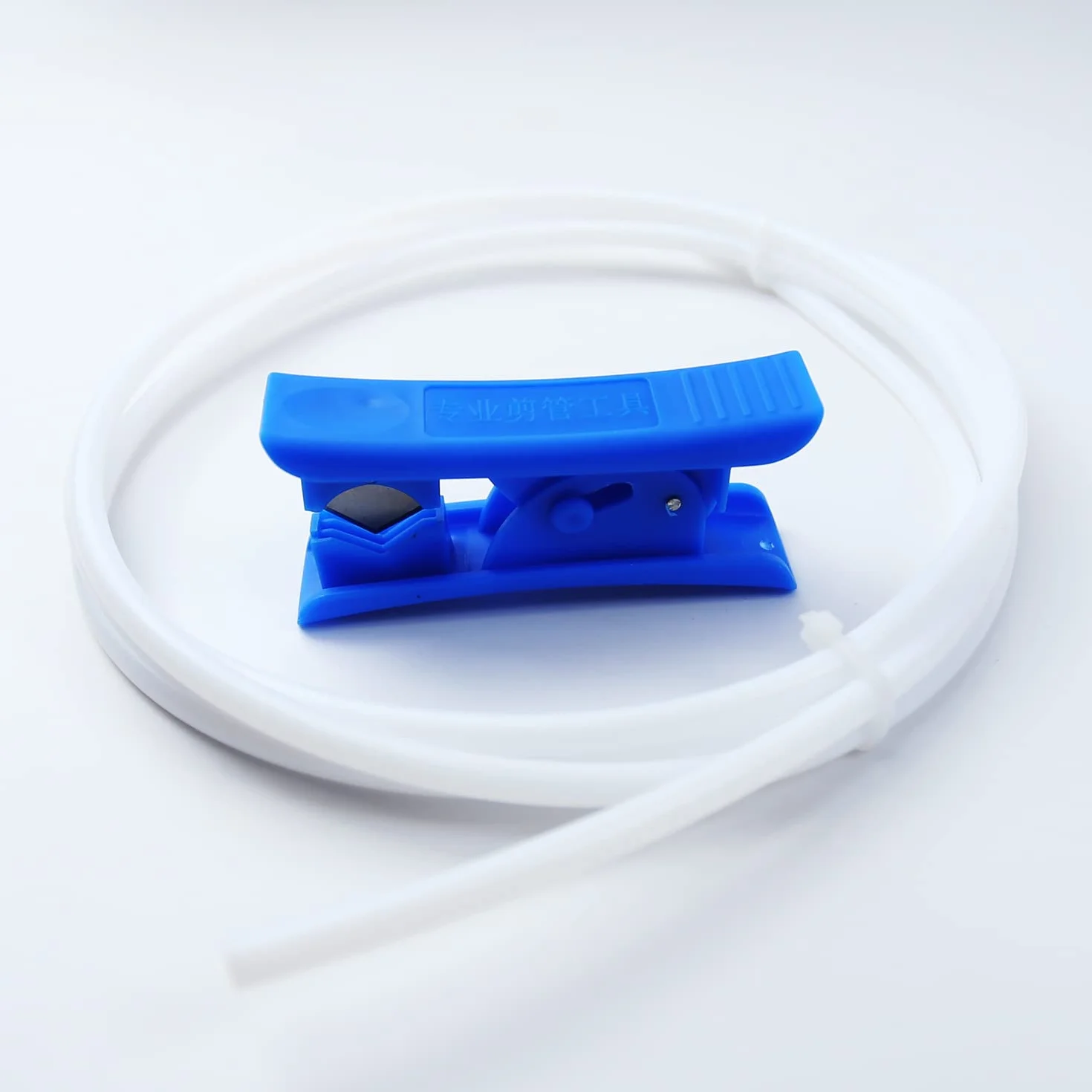 Tubo de Teflón PTFE 3 Metros 3mm ID x 5mm OD Blanco con Cortador